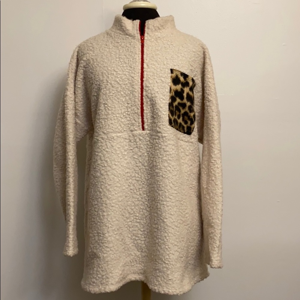 Lily pad Pullover Sweater